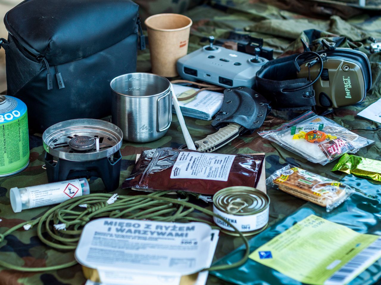 Some useful, but non-essential emergency items. Some useful, but non-essential emergency items.